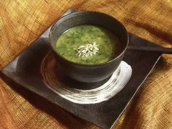 asparagus and wild garlic soup recipe