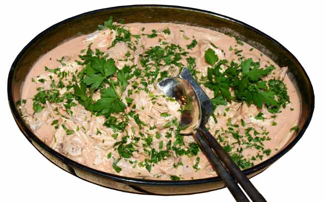 Chicken salad with tomato adn coconut milk sauce recipe